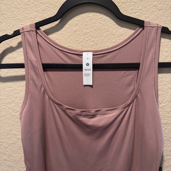 Lululemon size M Wundermost Ultra- Soft Nulu Sleeveless Square Neck Bodysuit - Picture 8 of 9